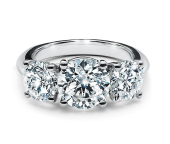 Кольцо для помолвки Tiffany Three Stone GRP10896