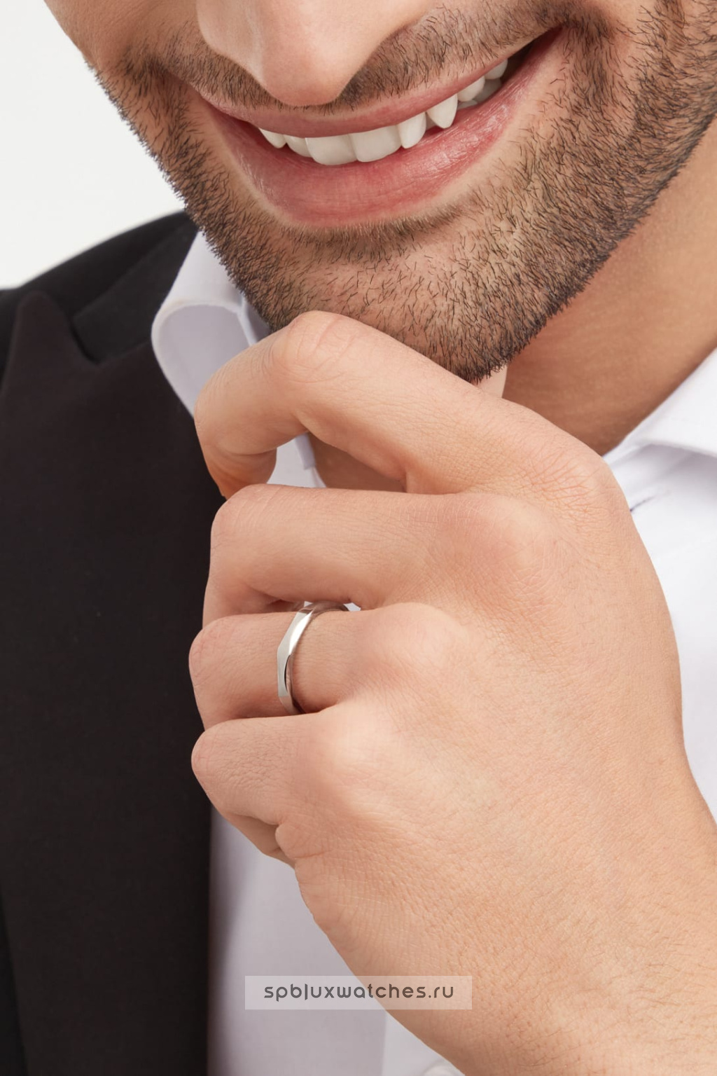 Обручальное кольцо Bvlgari Infinito Wedding Band 357281