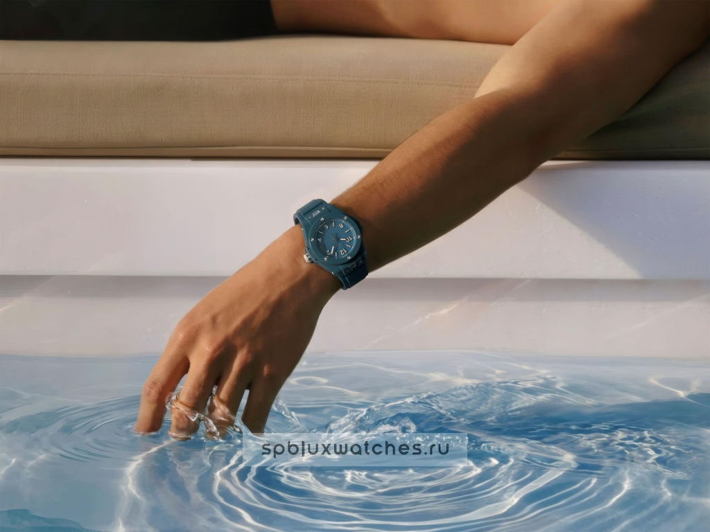 Hublot Big Bang Petrol Blue Ceramic 33 mm 485.ES.5171.RX