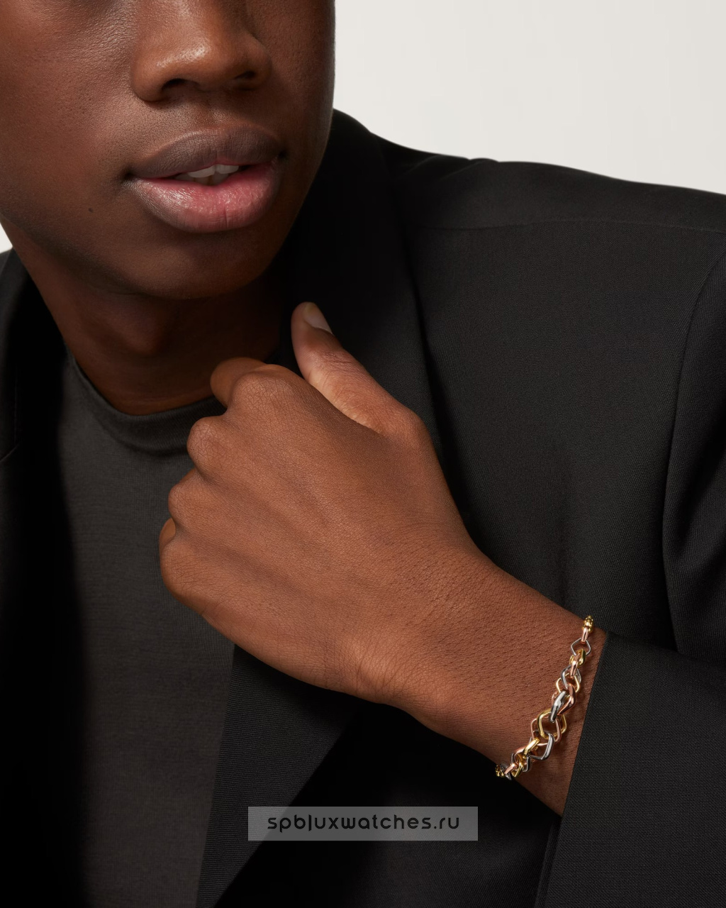 Браслет Cartier Trinity Cushion-Shaped Bracelet B6080815