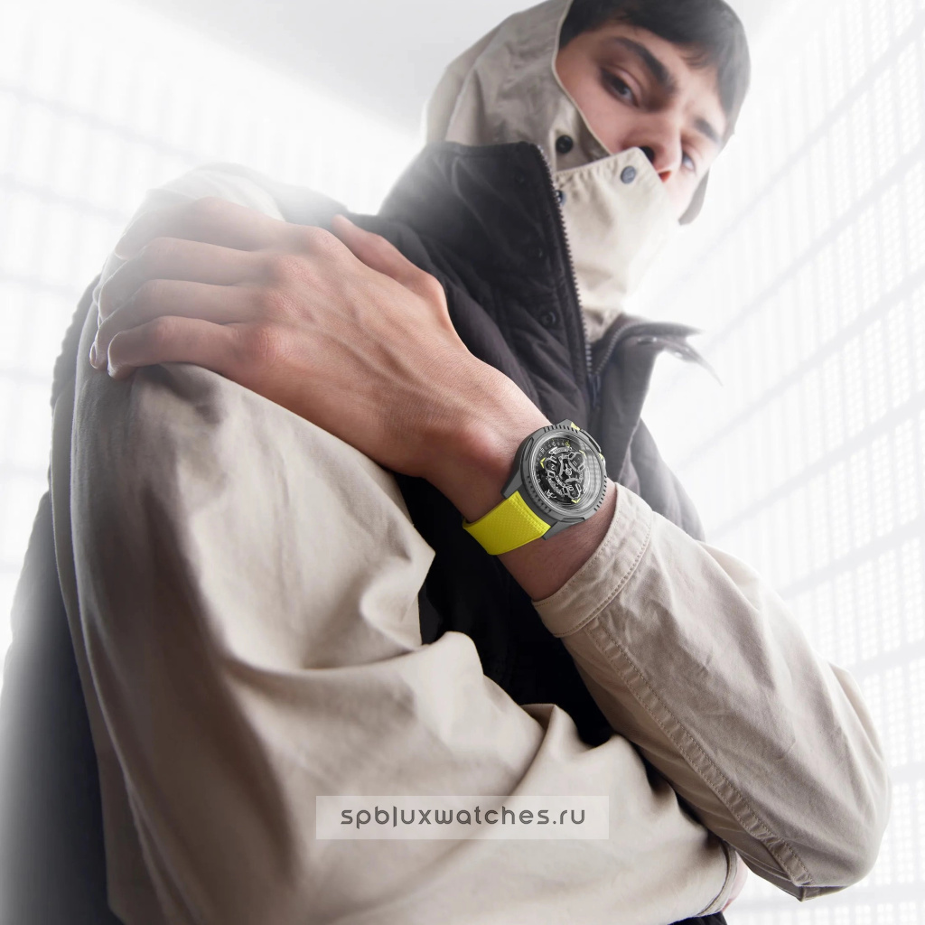 Ulysse Nardin x Urwerk UR-FREAK 44 mm 2413-500LE-2A-UR/3B