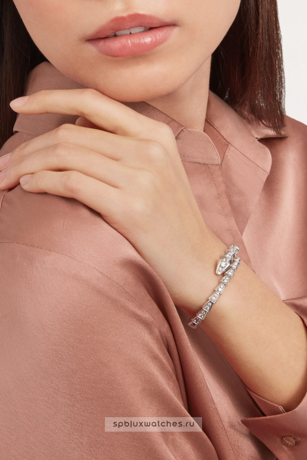 Браслет Bvlgari Serpenti Viper One-Coil Bracelet 361138