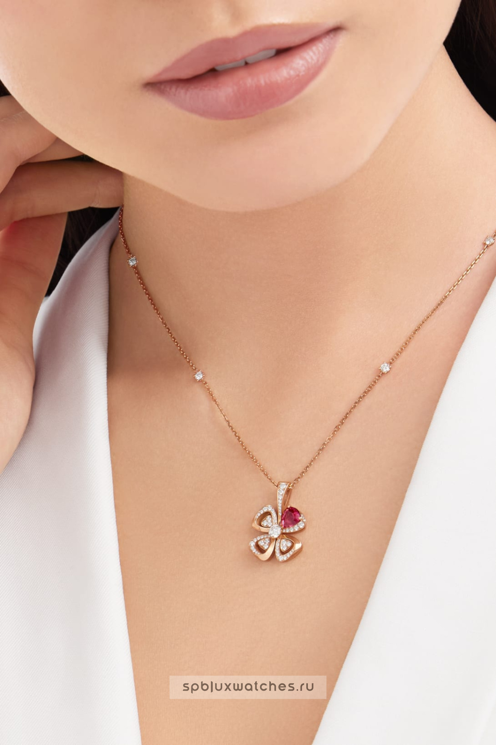 Колье Bvlgari Fiorever Necklace 359928