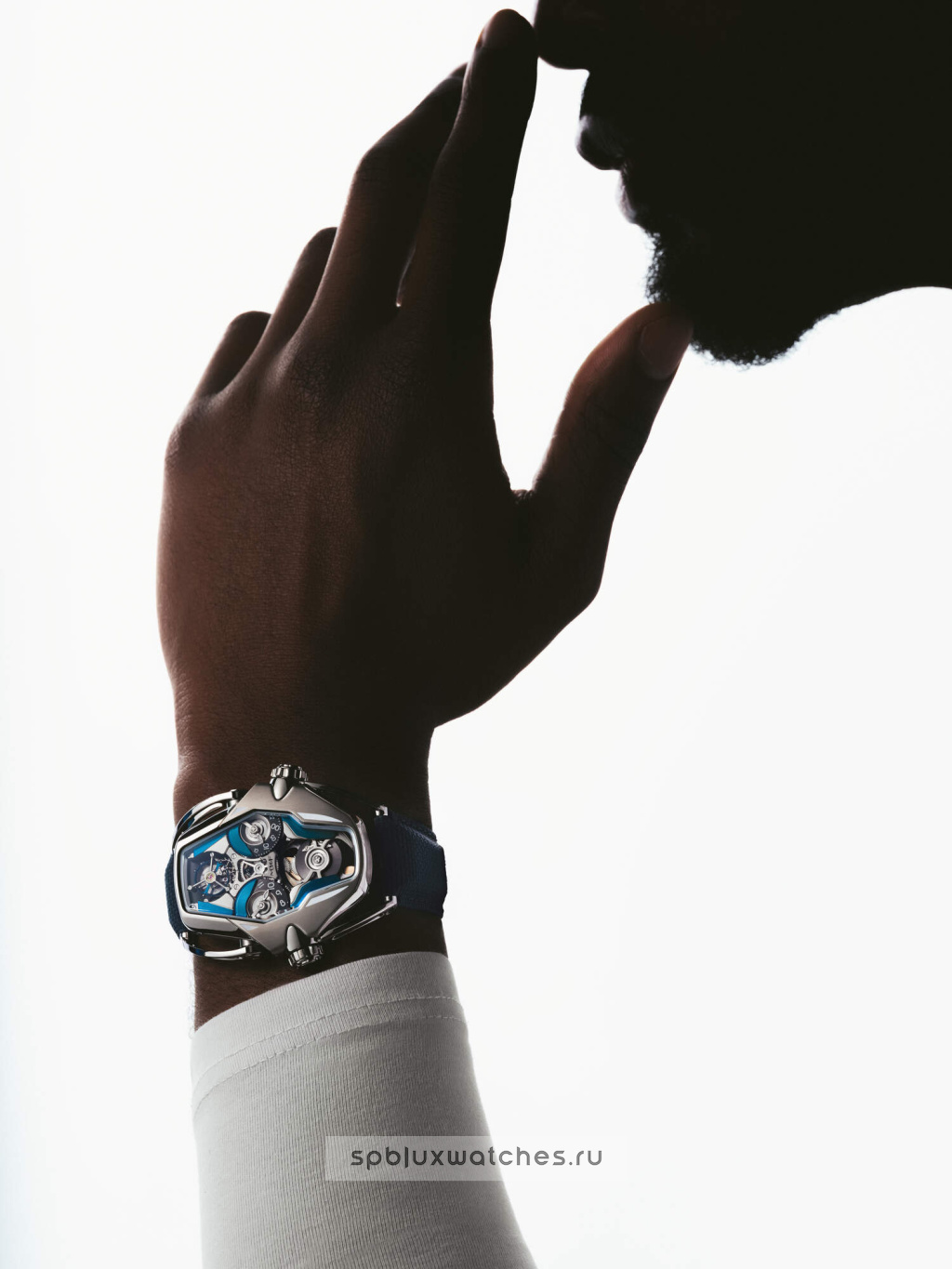 MB&F Horological Machines 49.3 x 43.6 mm HM12 The Guardian Blue