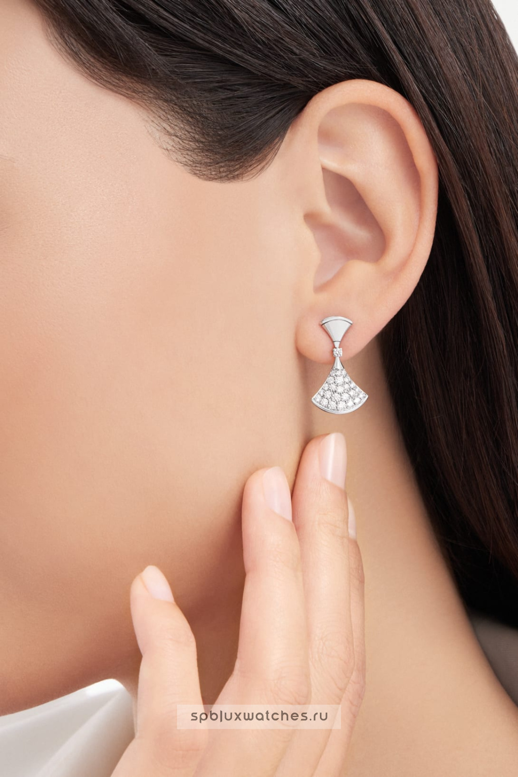 Серьги Bvlgari Divas’ Dream Earrings 351100