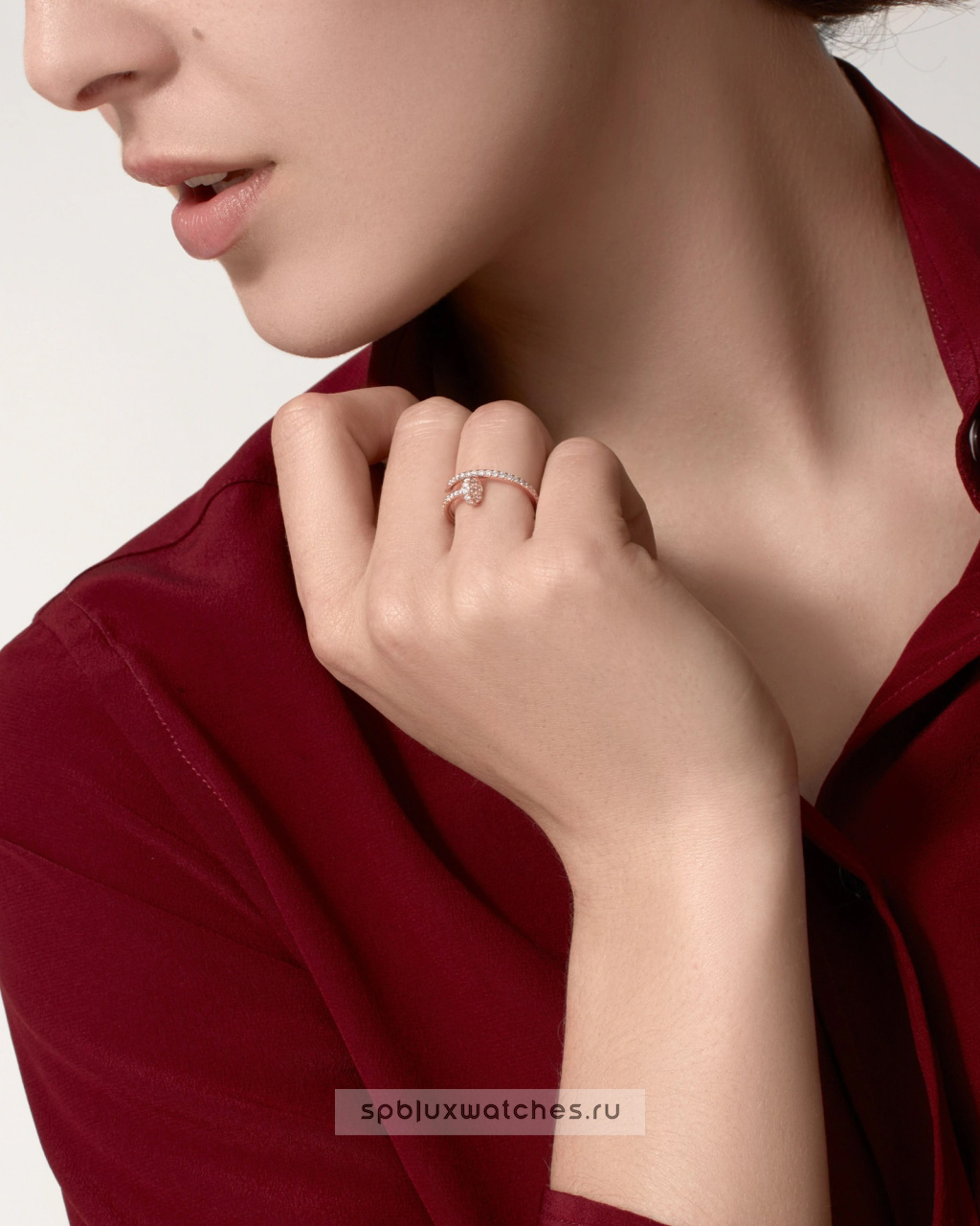 Кольцо Cartier Juste un Clou Half-Paved Ring Small Model B4231400