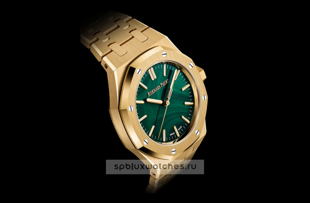 Audemars Piguet Royal Oak Selfwinding 37 mm 15553BA.OO.1356BA.04