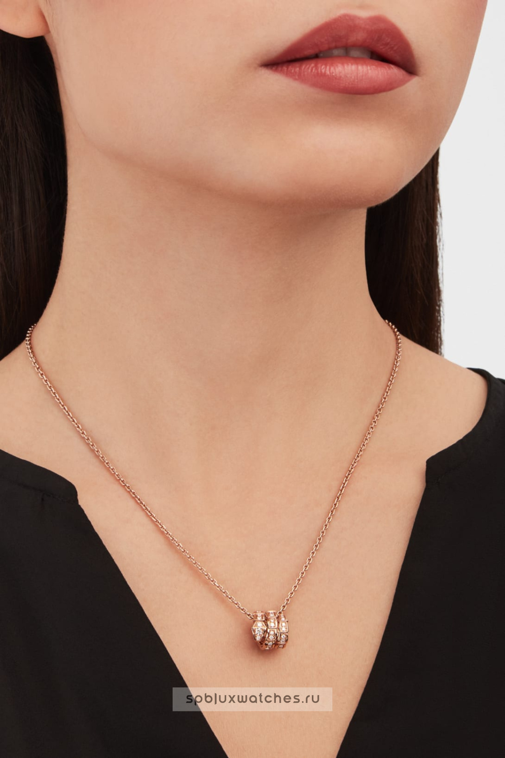 Подвеска Bvlgari Serpenti Viper Pendant Necklace 357795