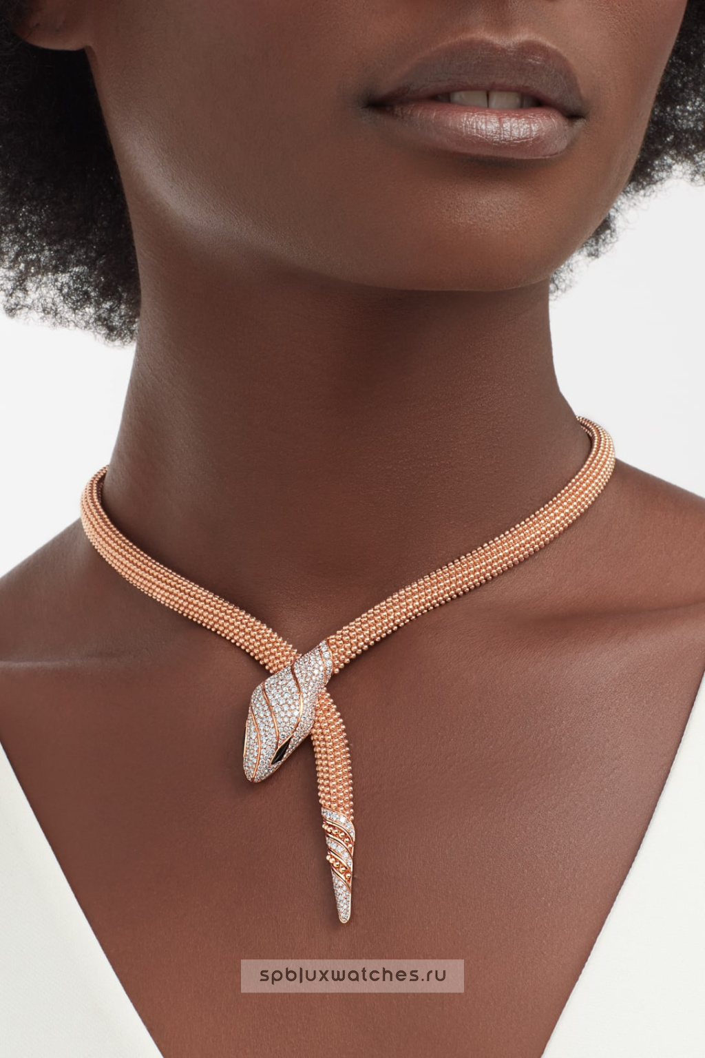 Колье Bvlgari Serpenti Necklace 358434