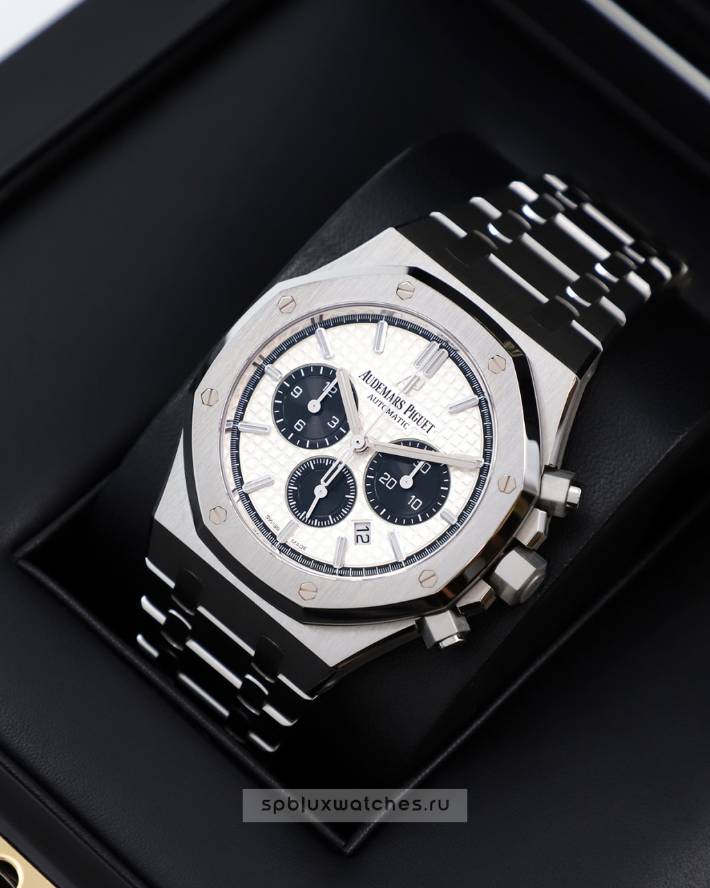 Audemars Piguet Royal Oak Selfwinding Chronograph "Panda" 41 mm 26331ST.OO.1220ST.03