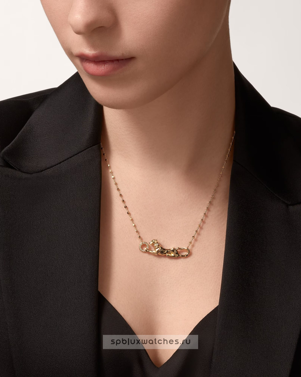 Подвеска Cartier Panthere de Cartier Diamonds Pendant B7224737