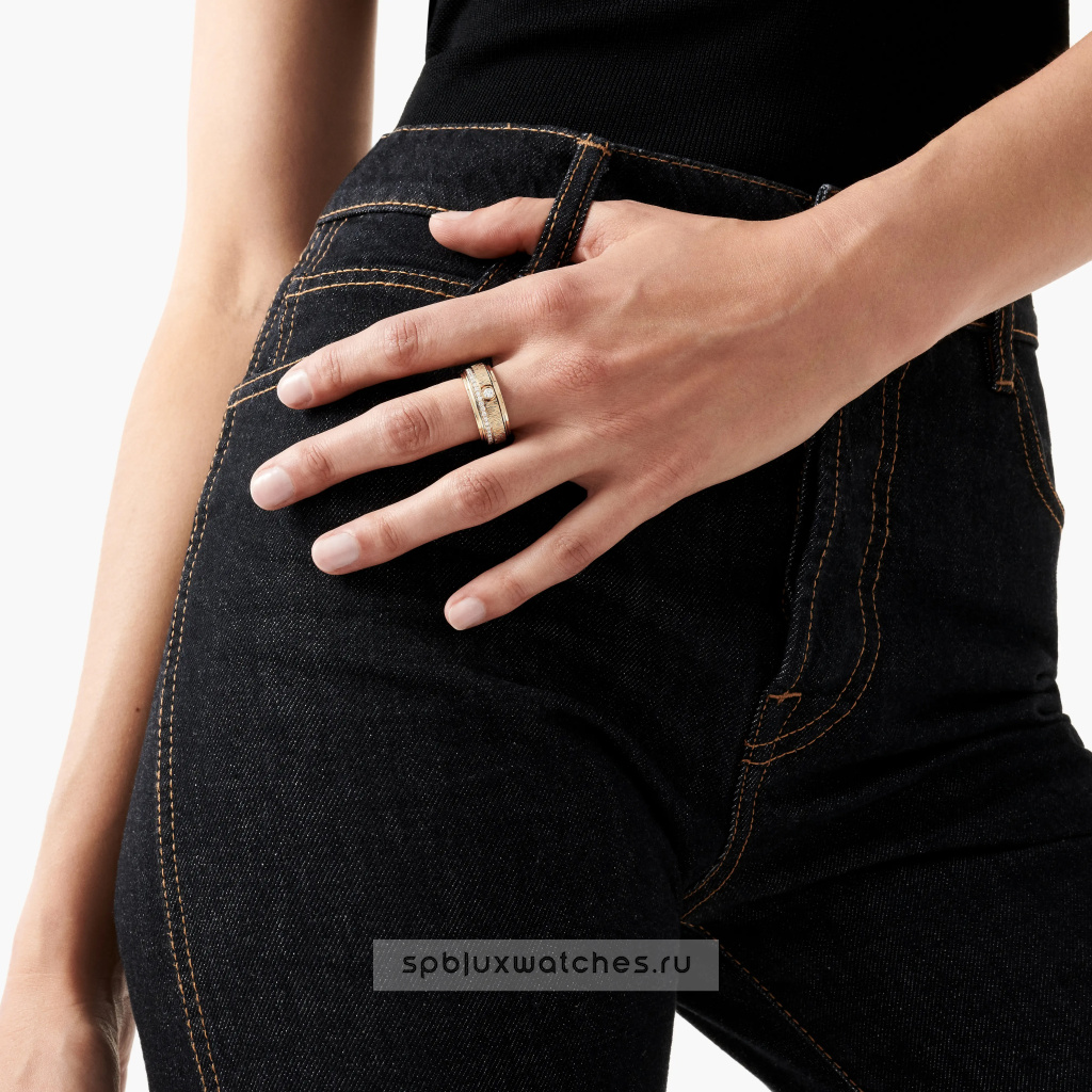 Кольцо Piaget Possession "Decor Palace" Ring G34P1O00