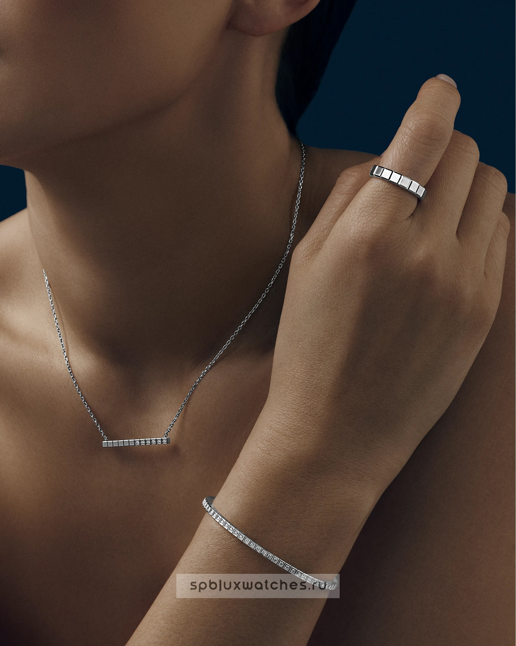 Кольцо Chopard Ice Cube Ring 829834-1010