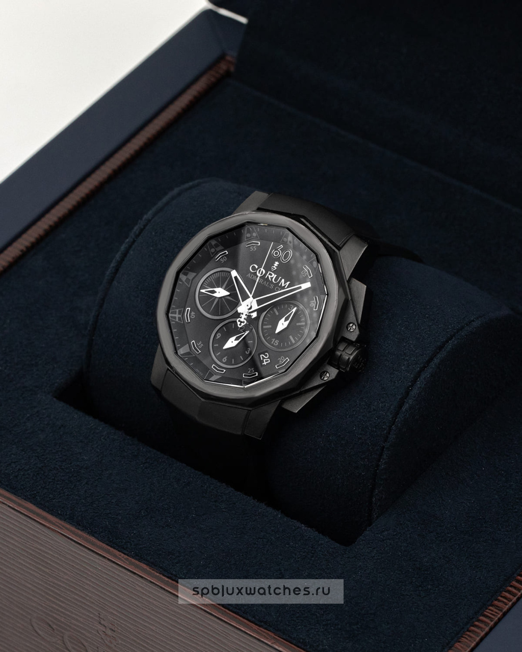 Corum Admiral's Cup 44 mm 753.691.98/F371 AN12