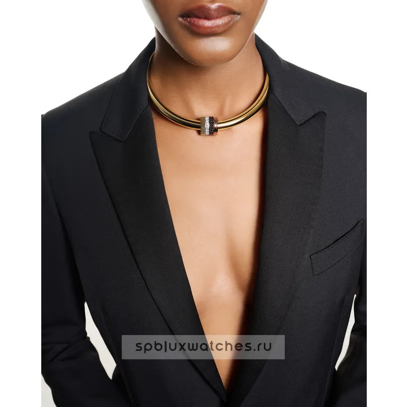 Колье Boucheron Quatre Classique Short Necklace JCH00001