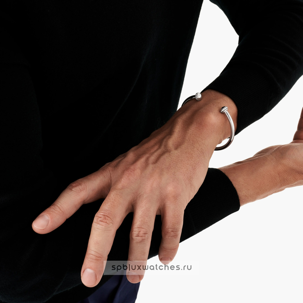 Браслет Piaget Possession Open Bangle Bracelet G36PV300