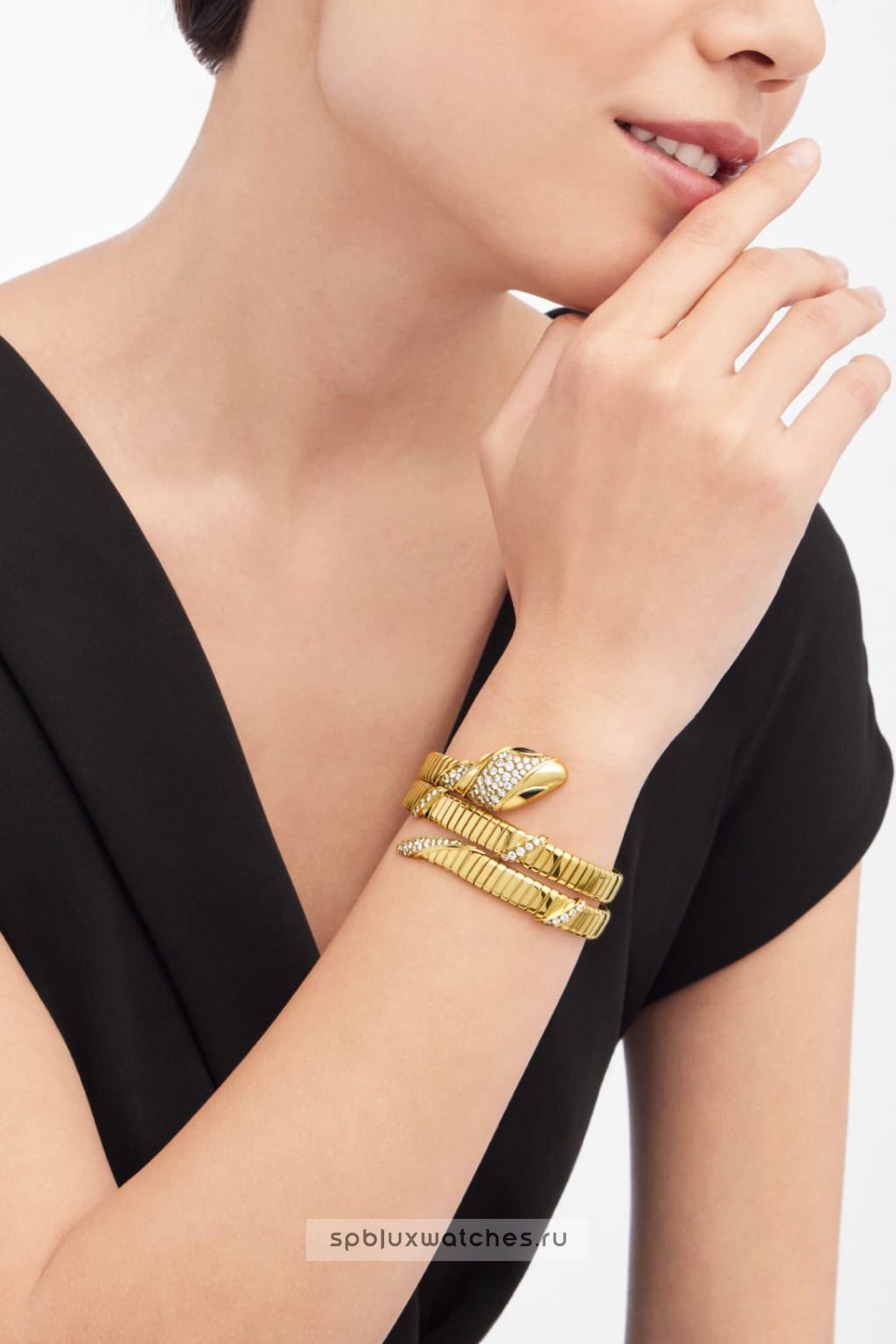 Браслет Bvlgari Serpenti Tubogas Two-Coil Bracelet 361341