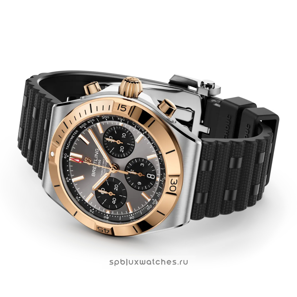 Breitling Chronomat B01 Chronograph 42 mm UB0158101B1S1