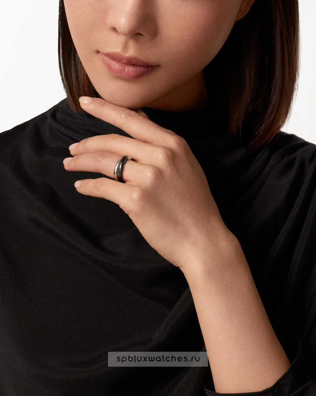 Кольцо Cartier Trinity Ceramic Ring Classic Model B4234100