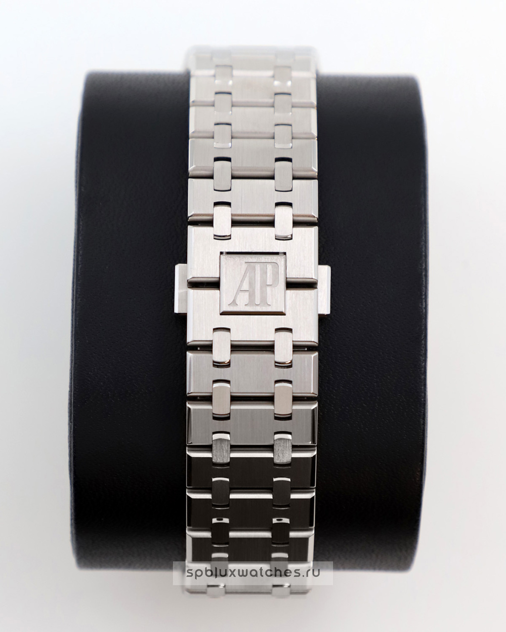 Audemars Piguet Royal Oak Selfwinding Chronograph "Panda" 41 mm 26331ST.OO.1220ST.03