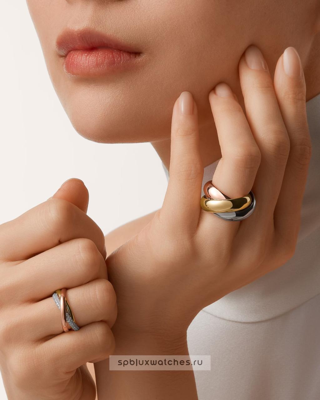 Кольцо Cartier Trinity Ring Extra-Large Model B4239800