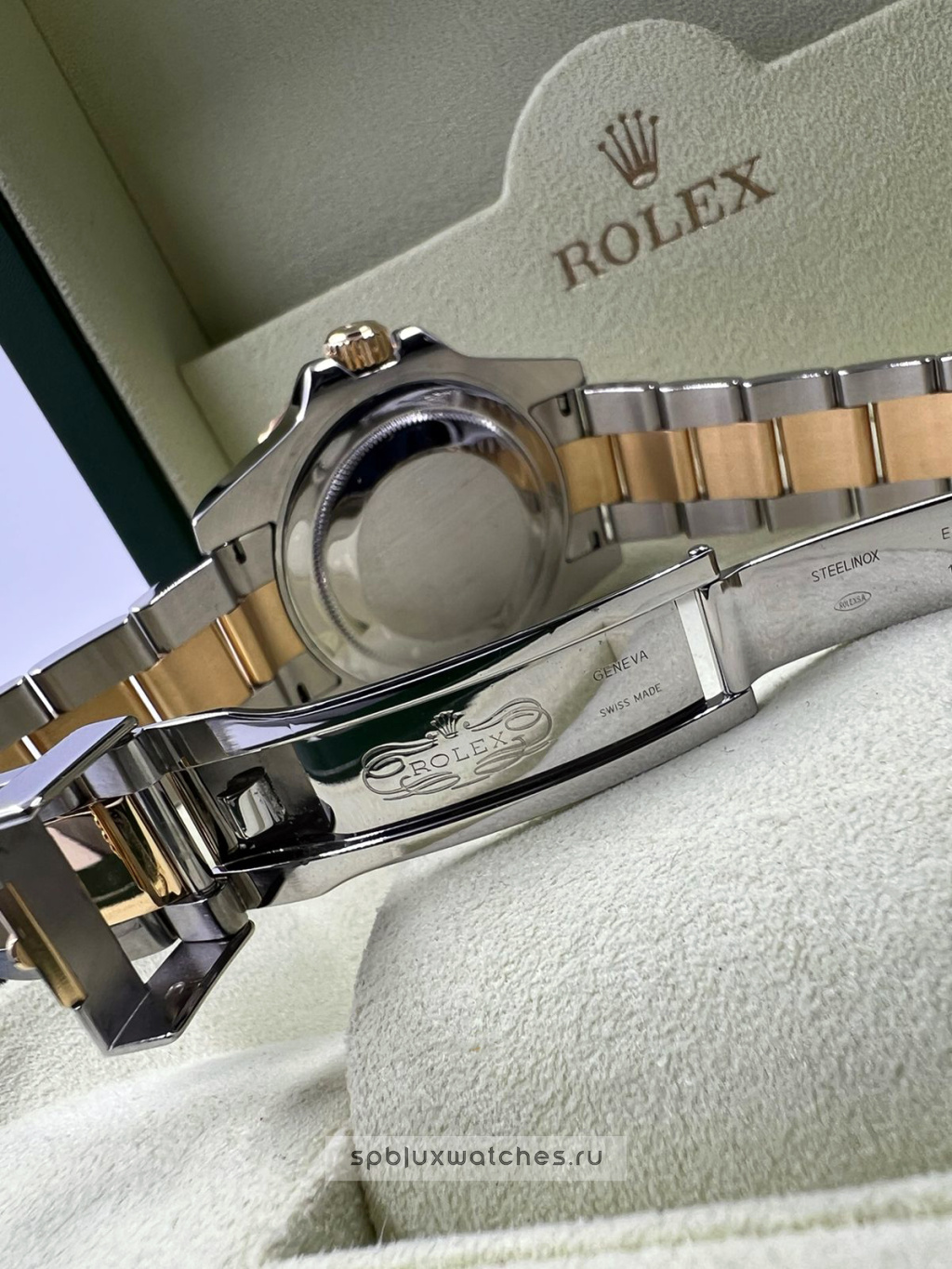 Rolex GMT-Master II 40 mm 116713