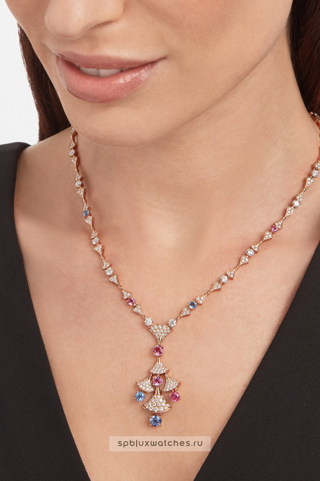 Подвеска Bvlgari Divas’ Dream Necklace 357942