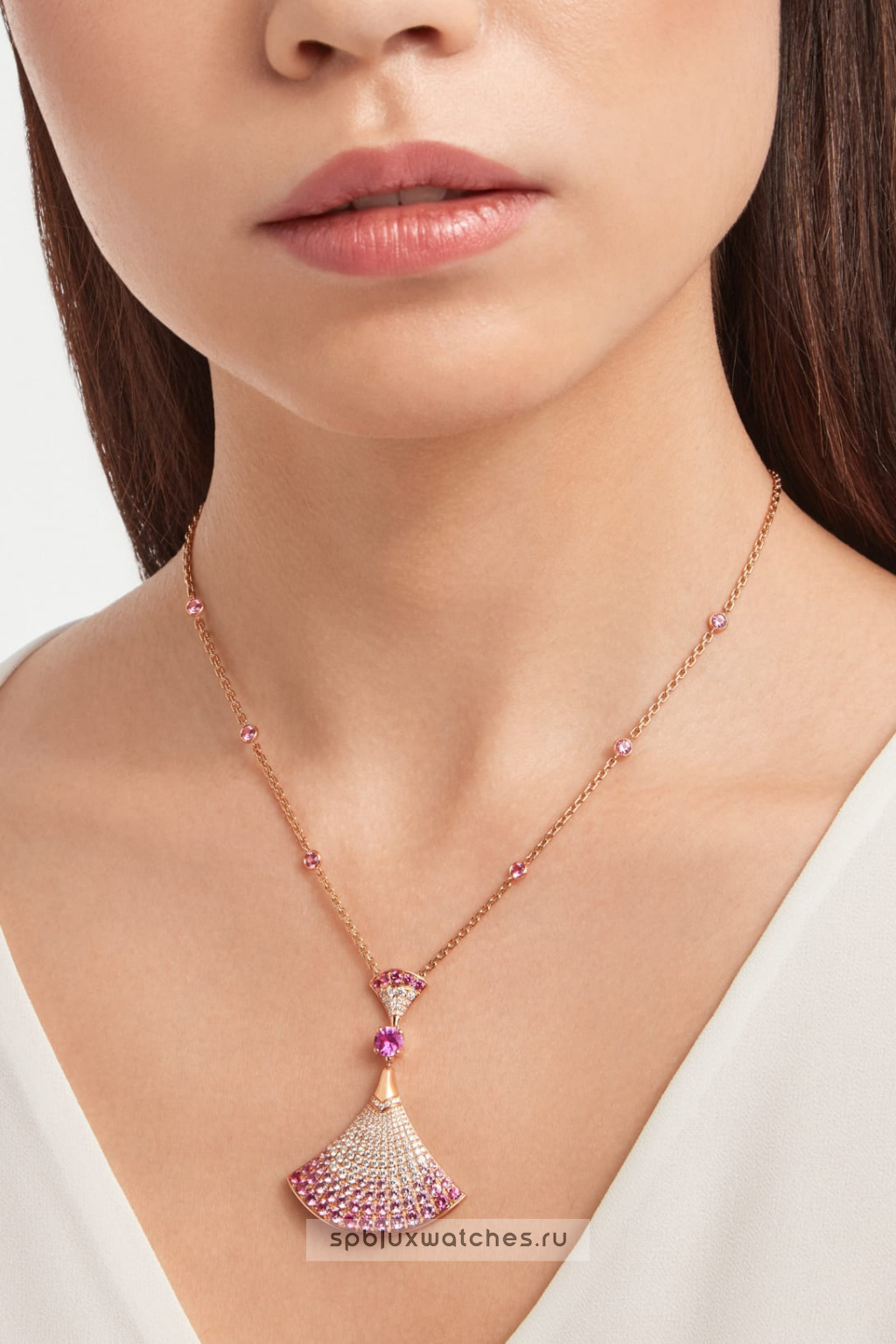 Подвеска Bvlgari Divas’ Dream Pendant Necklace 358114