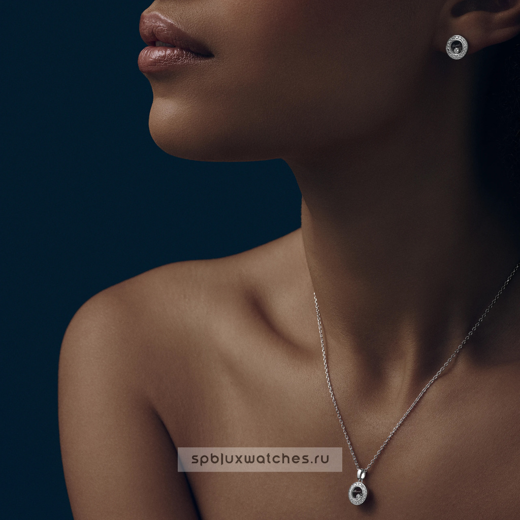 Серьги Chopard Happy Diamonds Icons Earrings 83A017-1201