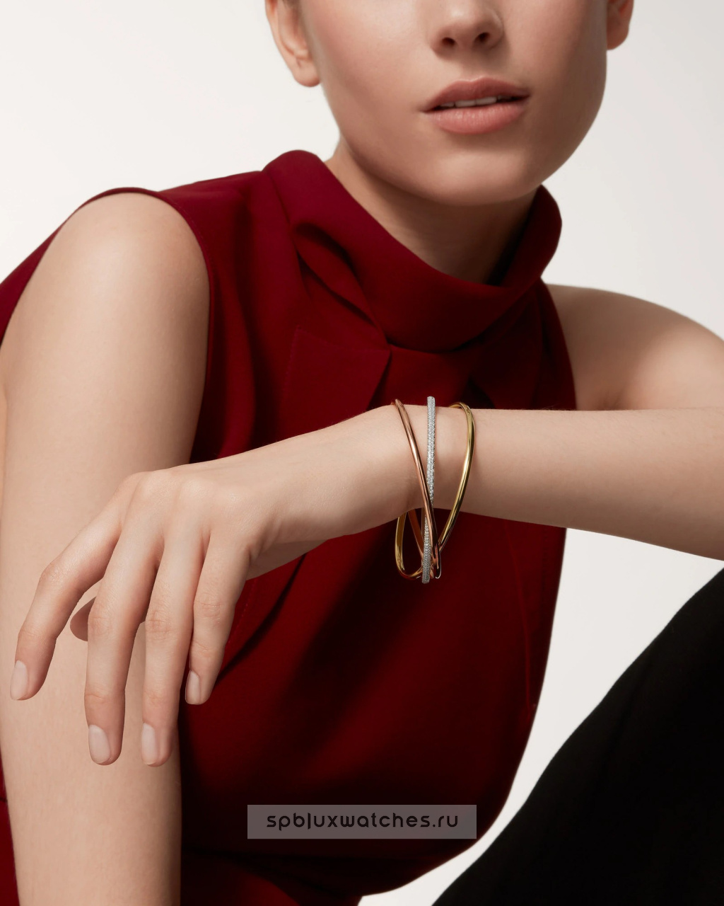 Браслет Cartier Trinity Half-Paved Bracelet Small Model N6721317