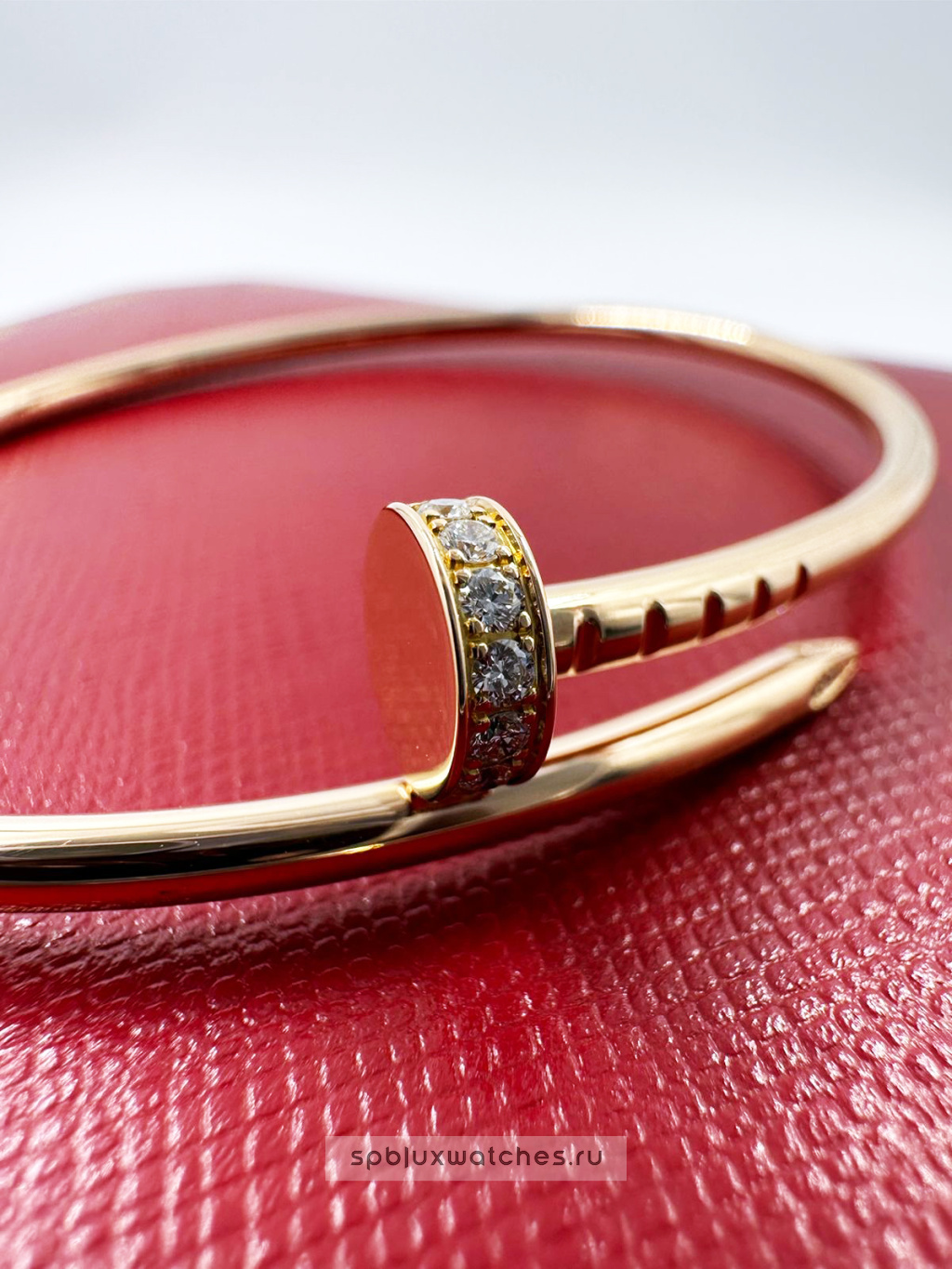 Браслет Cartier Juste un Clou Diamonds Bracelet Small Model B6065814