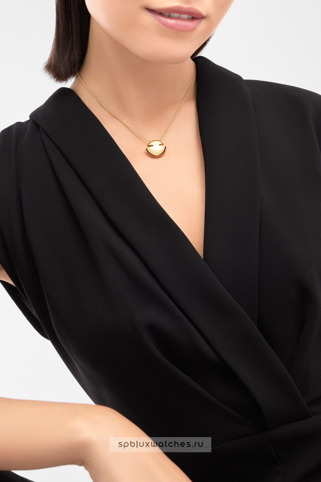 Колье Bvlgari Cabochon Necklace 361242