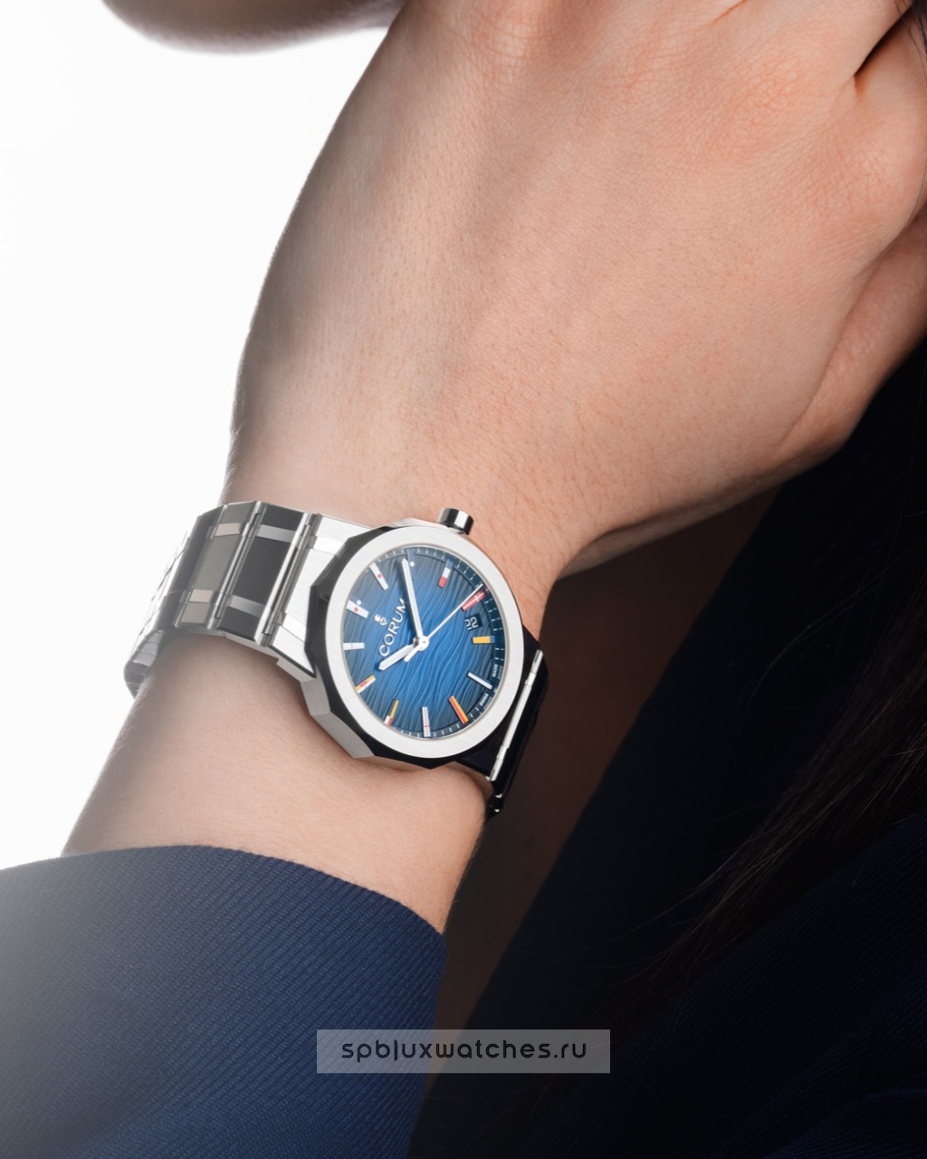 Corum Admiral 36 mm A36.231.AB0.0G