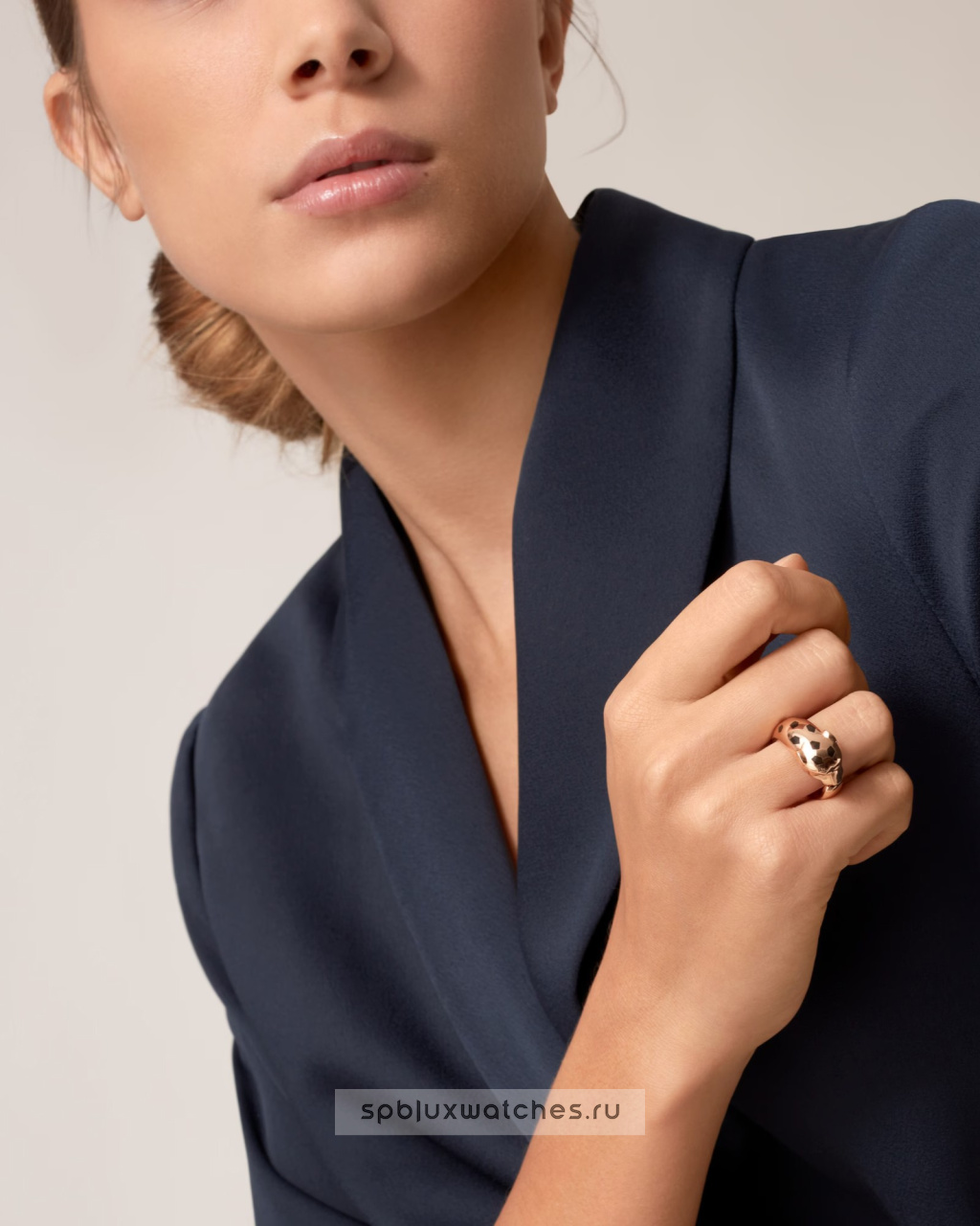 Кольцо Cartier Panthere de Cartier Ring Medium Model B4230900