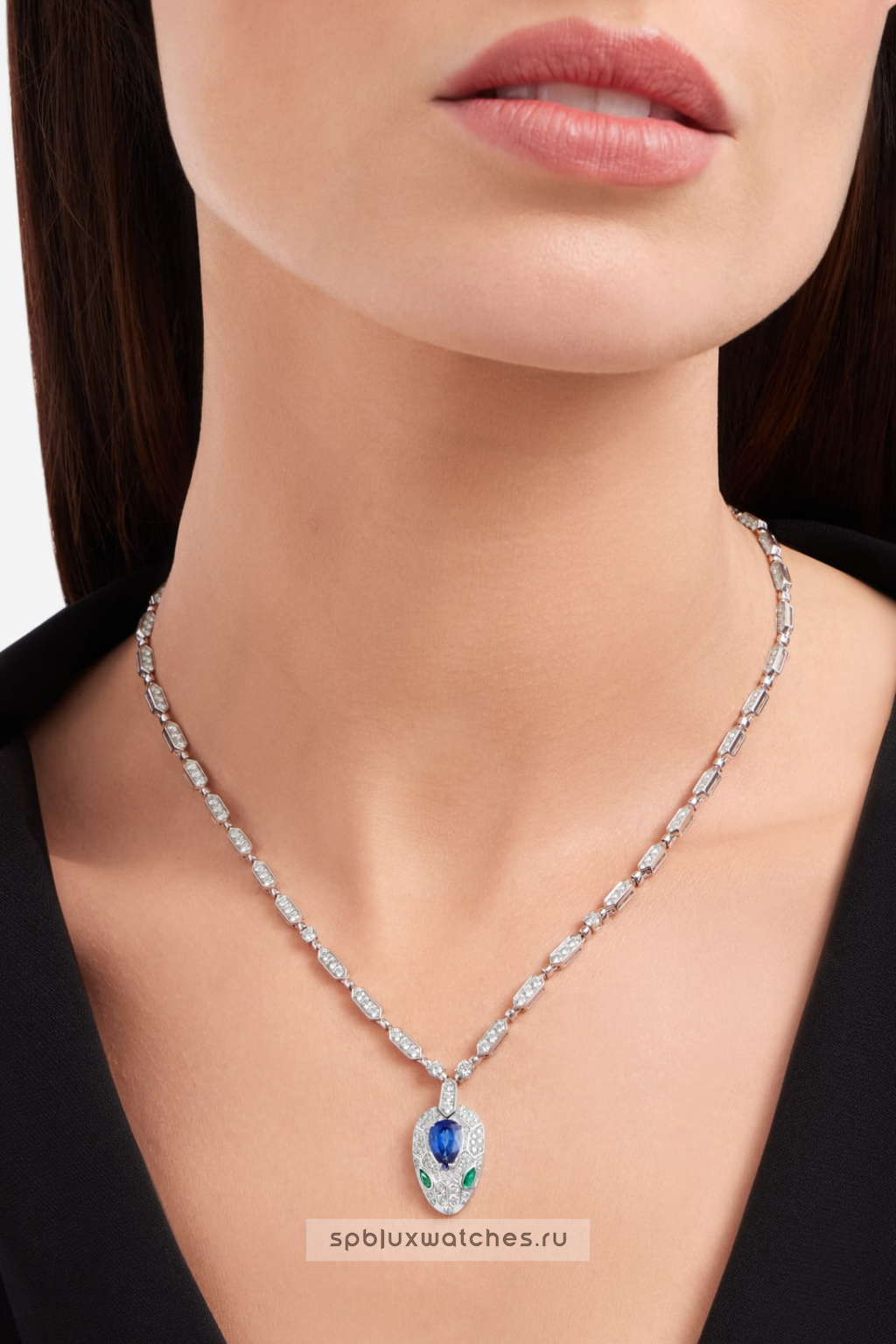 Колье Bvlgari Serpenti Necklace 355354