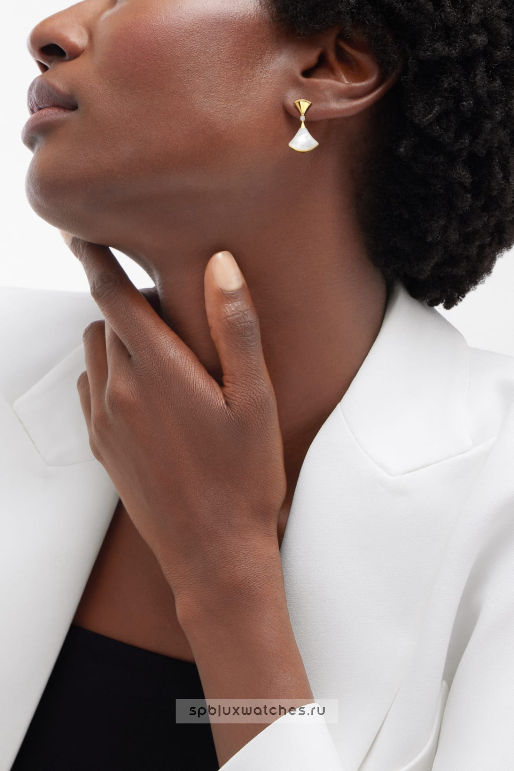 Серьги Bvlgari Divas’ Dream Earrings 357513