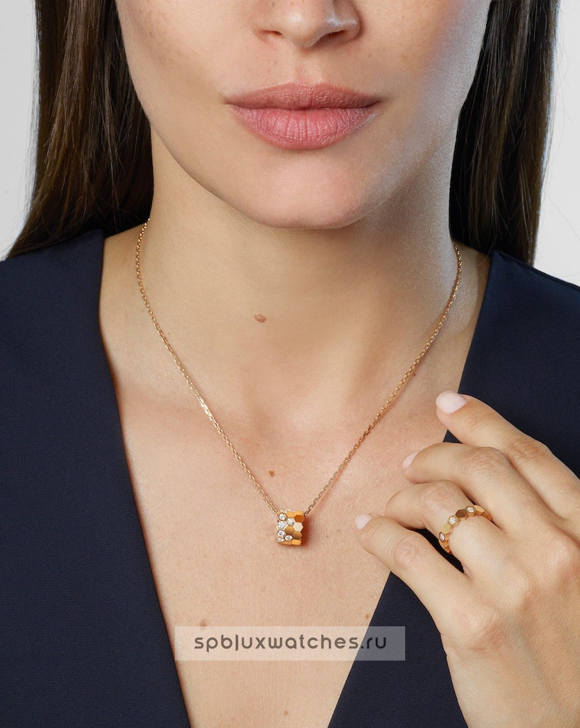 Кольцо Chaumet Bee de Chaumet Ring 084677