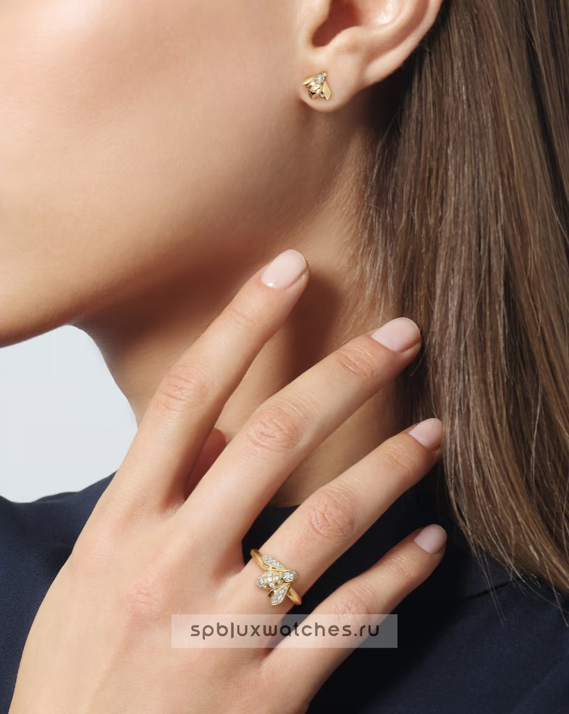 Кольцо Chaumet Bee de Chaumet Ring 085821