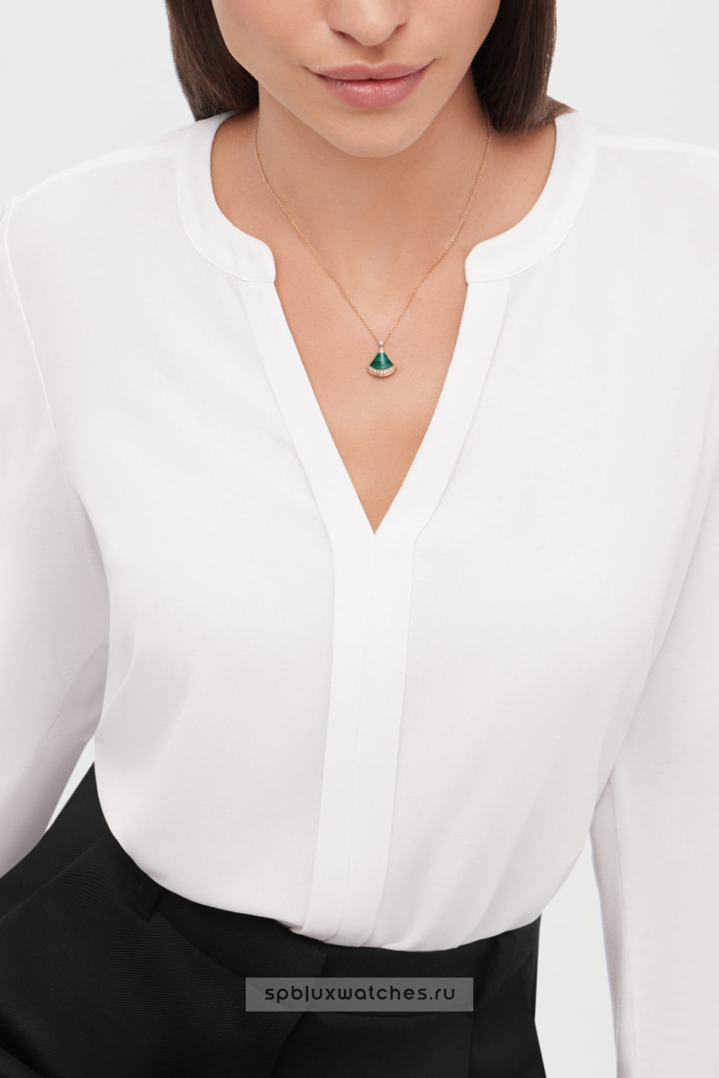 Подвеска Bvlgari Divas' Dream Pendant Necklace 361252