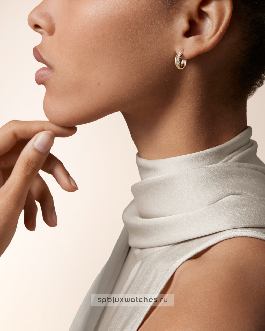 Серьги Cartier Trinity Earrings B8301515