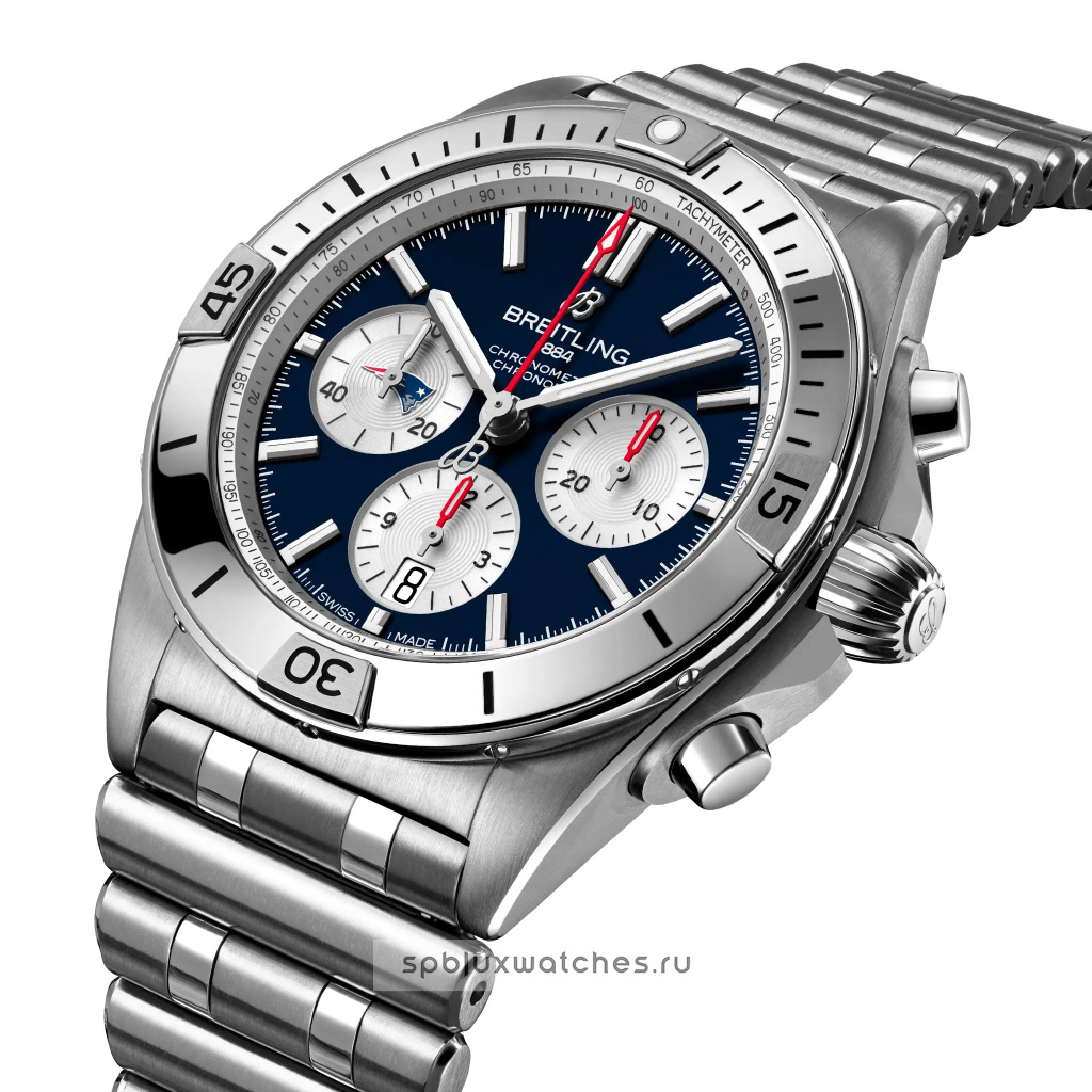 Breitling Chronomat B01 42 mm NFL New England Patriots Edition AB01342B1C7A1