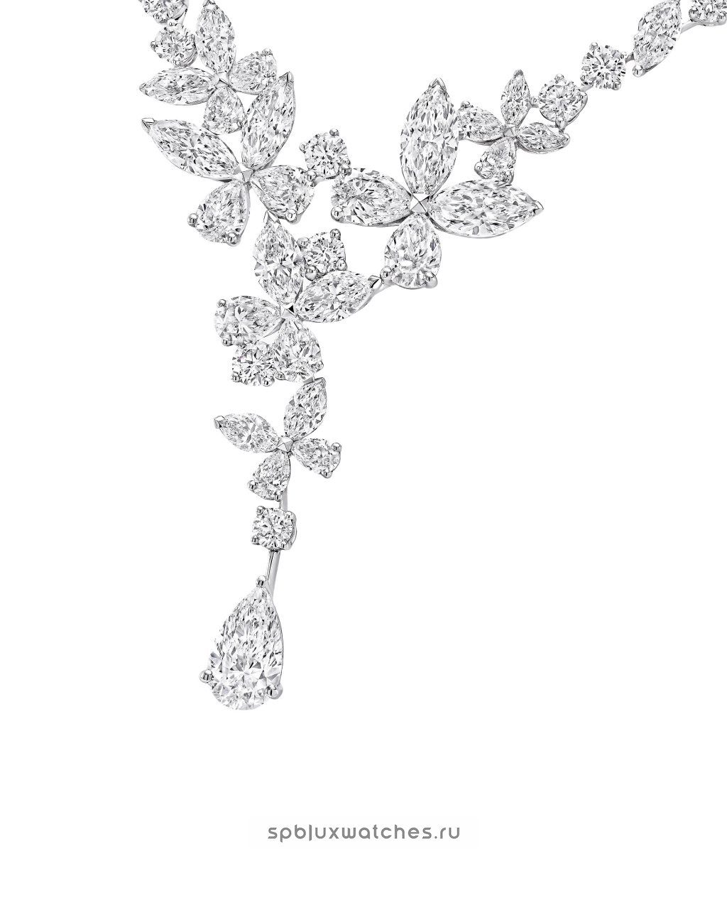 Колье Graff Classic Butterfly Diamond Necklace RGN580