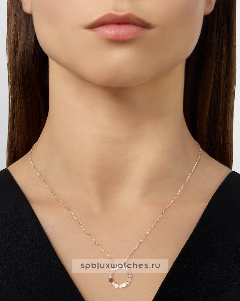 Подвеска Chaumet Bee de Chaumet Pendant Small 085525
