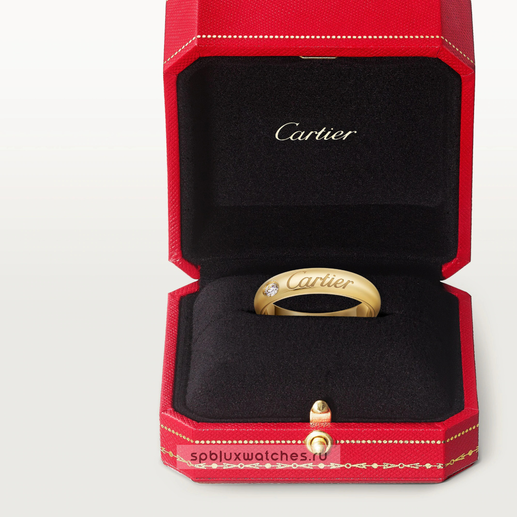 Кольцо Cartier C de Cartier Wedding Ring, 4 mm Width, 1 Diamond B4247000