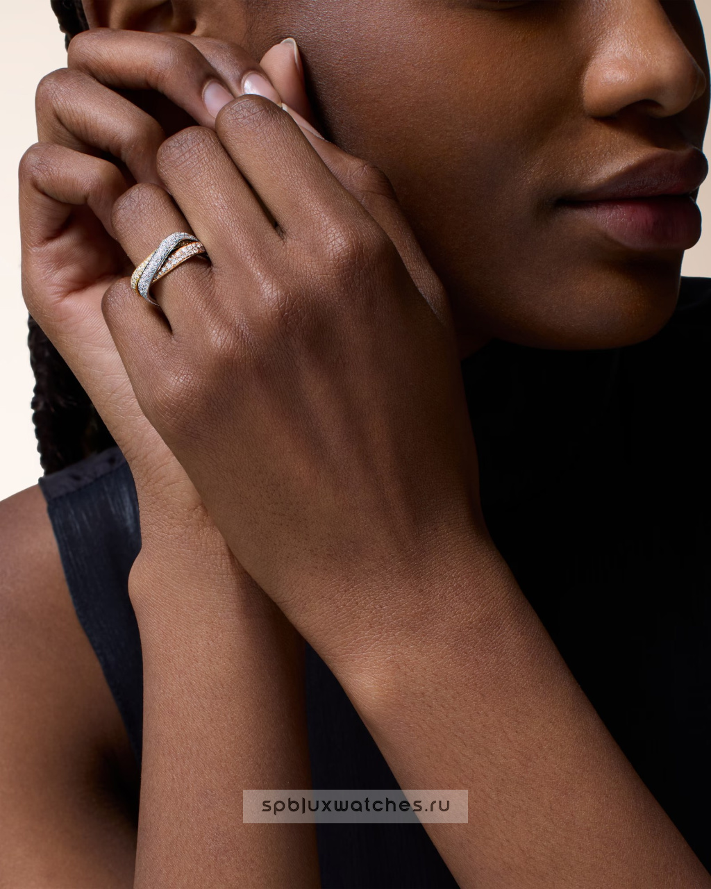 Кольцо Cartier Trinity Paved Cushion Ring Classic Model N4824700
