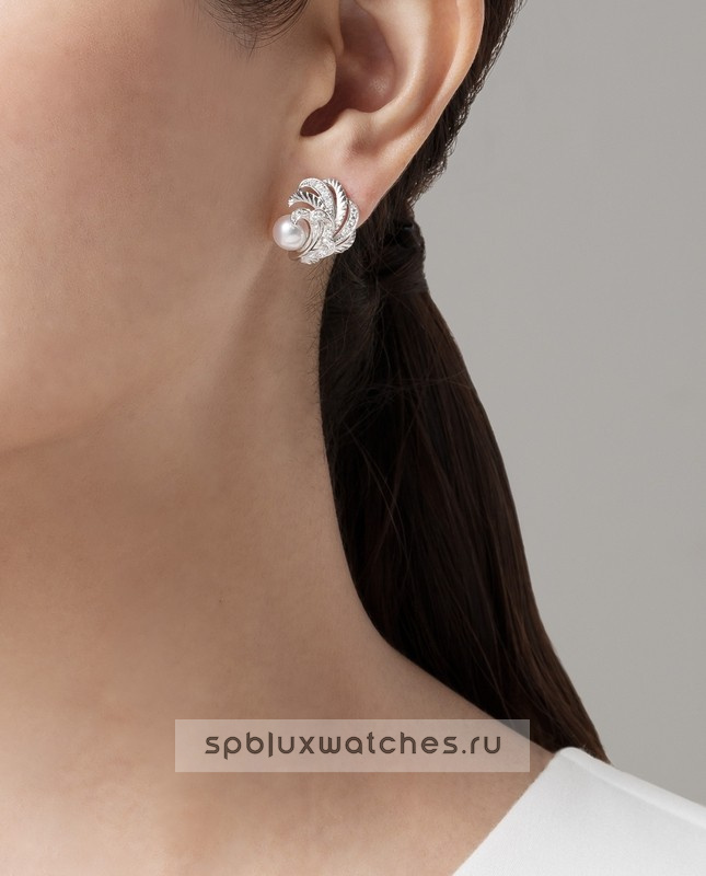 Серьги Mikimoto Feather Earrings PE-1729U