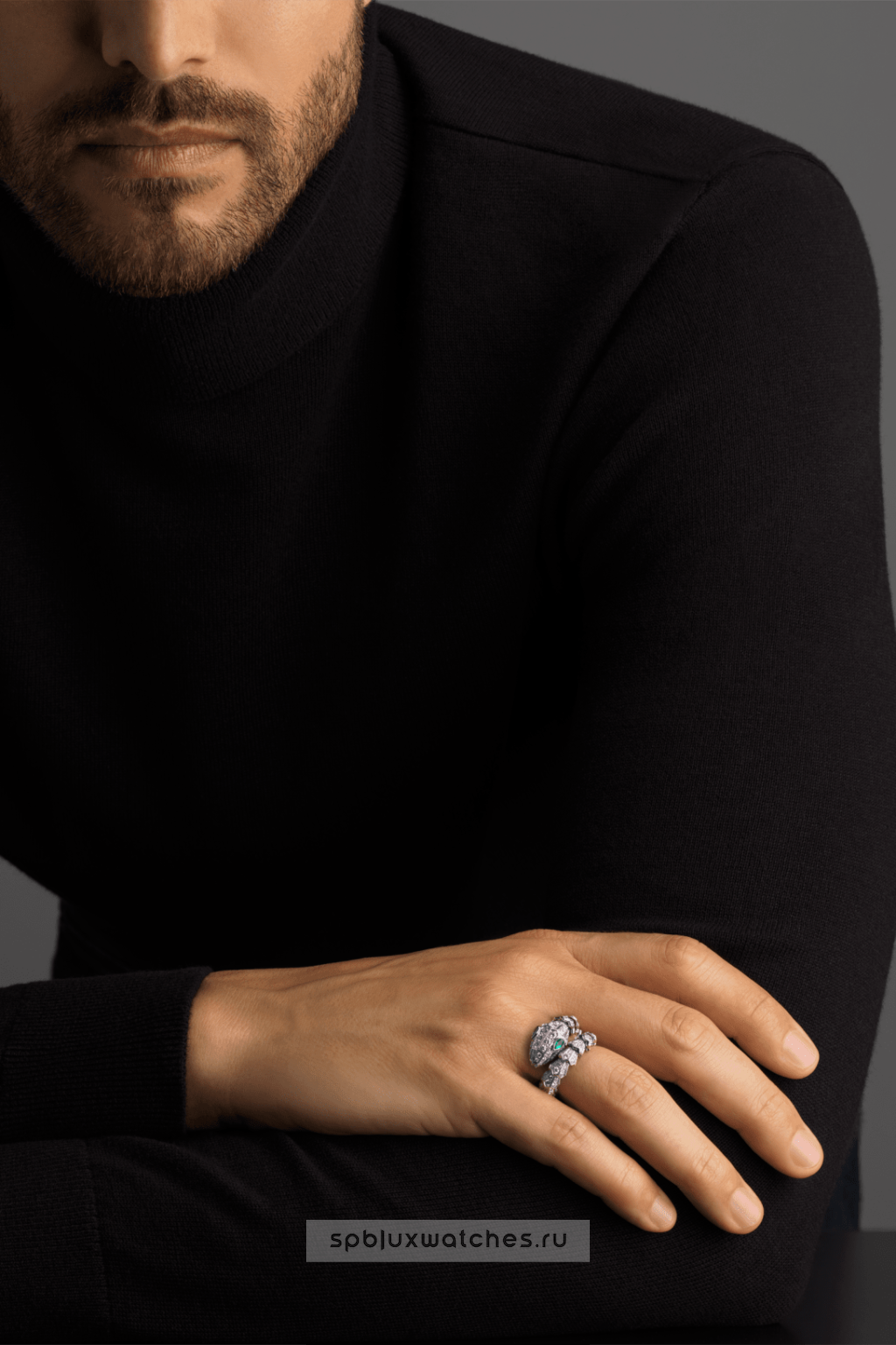 Кольцо Bvlgari Serpenti Ring 354697