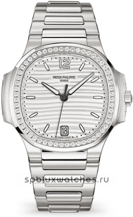 Patek Philippe Nautilus 35.2 mm 7118/1200A-010