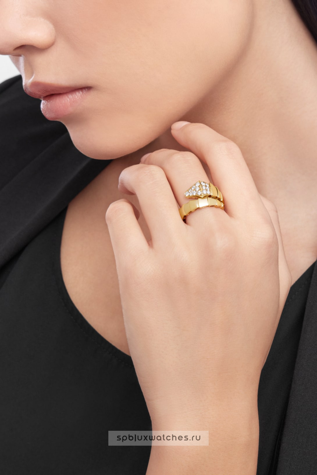 Кольцо Bvlgari Serpenti Viper Scaglie One-Coil Ring 361131