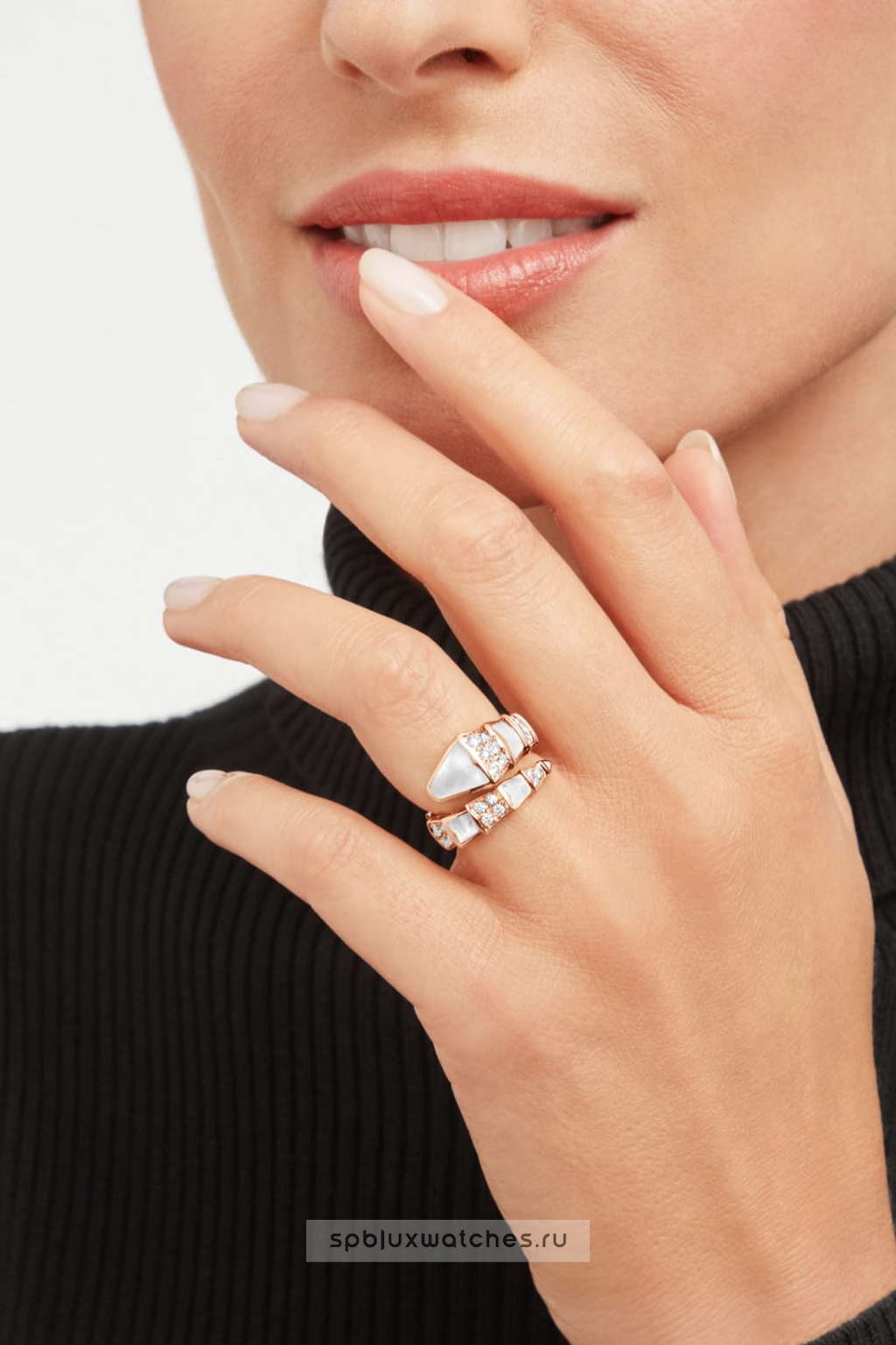 Кольцо Bvlgari Serpenti Viper Ring 350670